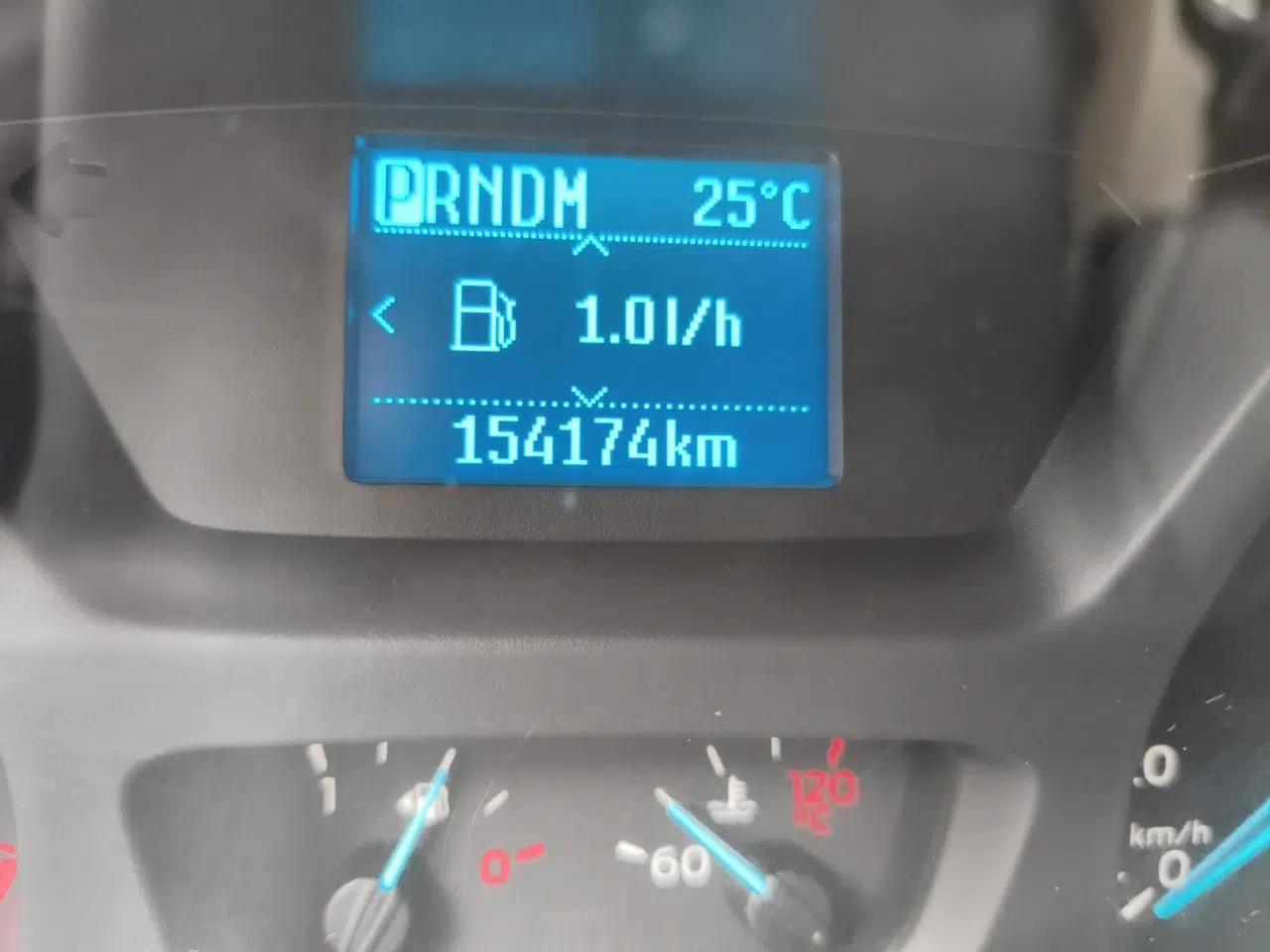 Ford Tourneo Custom 2017 2.0T Automatic Elite Edition — миниатюра 12