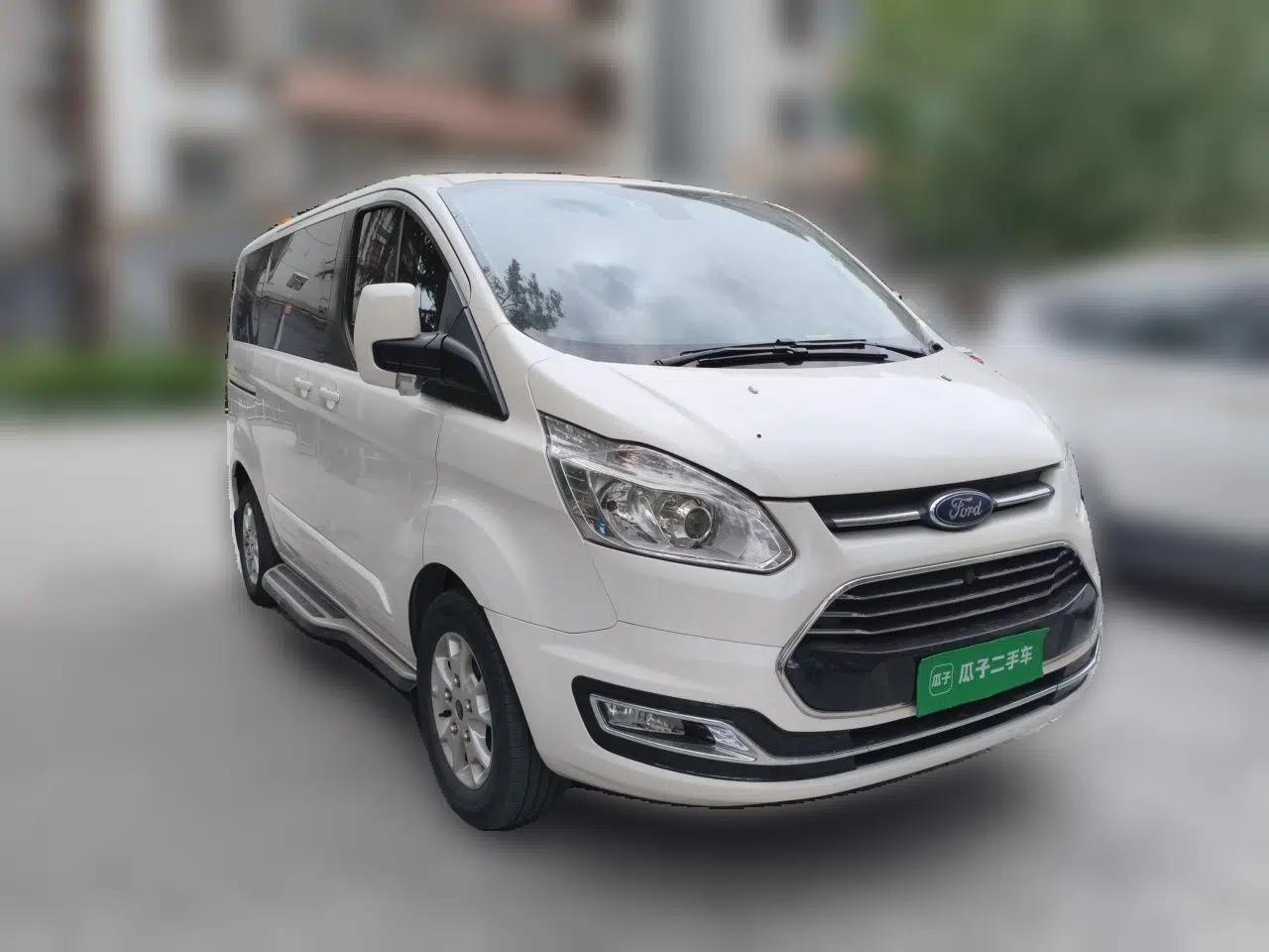 Ford Tourneo Custom 2017 2.0T Automatic Elite Edition — миниатюра 3