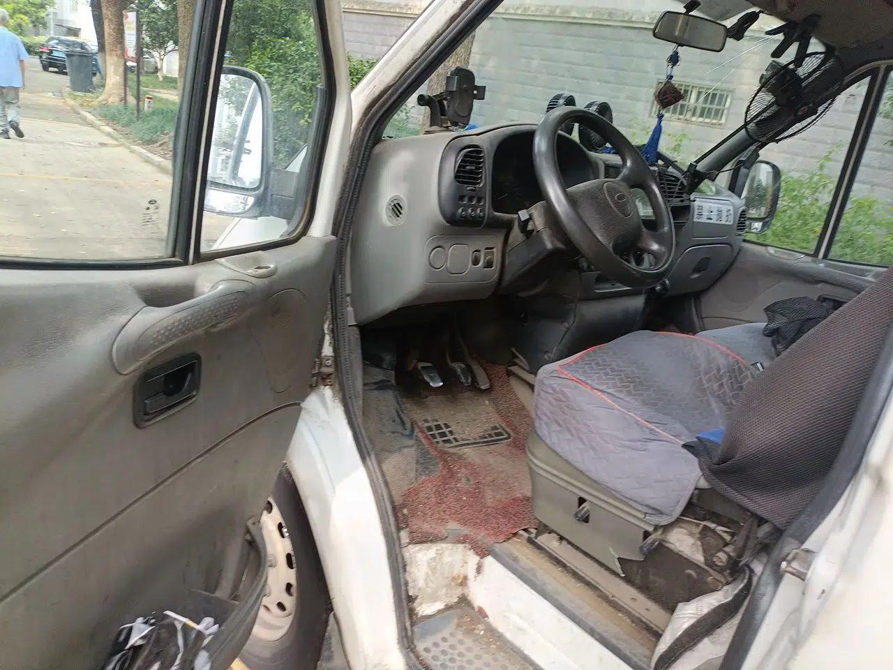 Ford Classic Transit 2009 2.8T Diesel Standard Version Short Wheelbase Mid-Roof JX493ZLQ3 — миниатюра 16