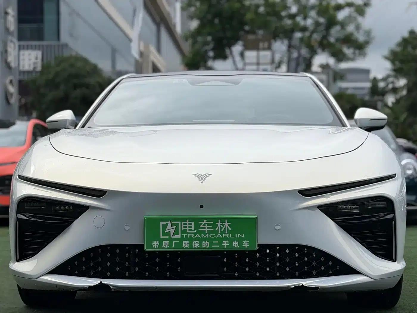 Nezha S 2022 Range Extended Version 1160km Rear-Wheel Drive Small Version — миниатюра 2