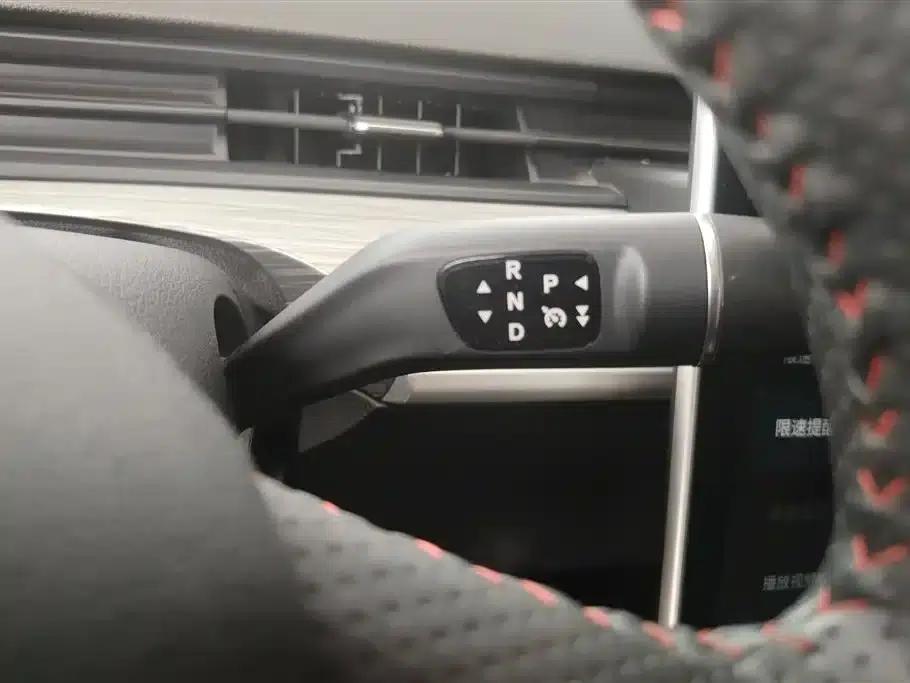 Nezha AYA 2023 Facelift 401 Lite — миниатюра 16