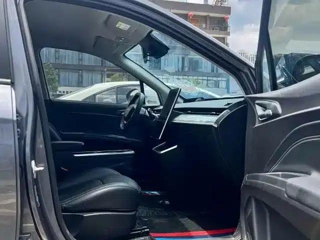 Nezha AYA 2023 Facelift 401 Lite — миниатюра 6