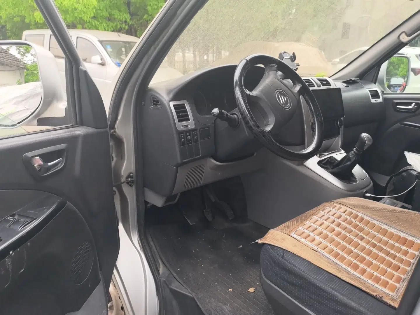 Foton Scenic G5 2021 2.0T Diesel Commercial Version 6-Seater Multi-Purpose Passenger Vehicle 4F20TC3 — миниатюра 16