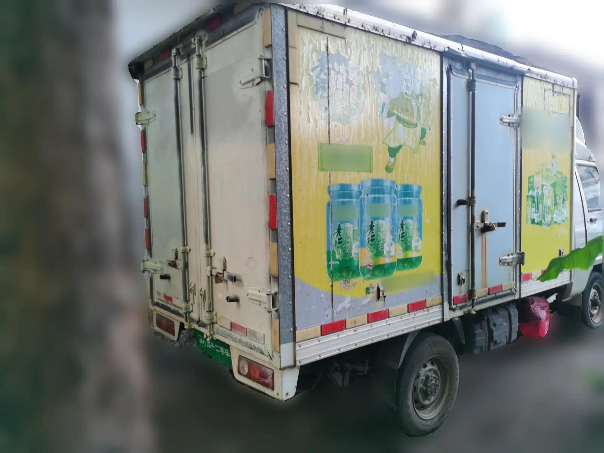 Foton Xiangling M Foton gasoline-CNG manual two-seat box truck — миниатюра 6