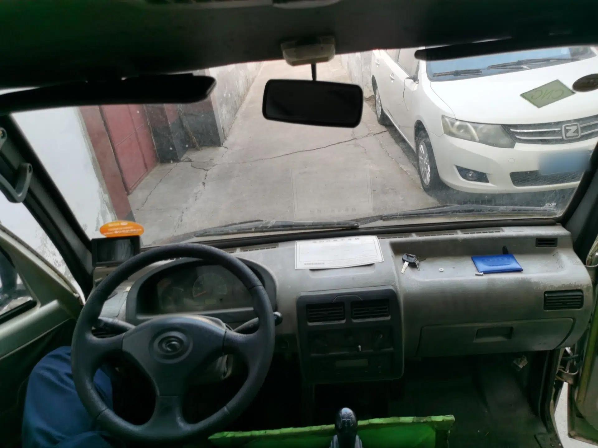 Foton Xiangling M Foton gasoline-CNG manual two-seat box truck — миниатюра 9