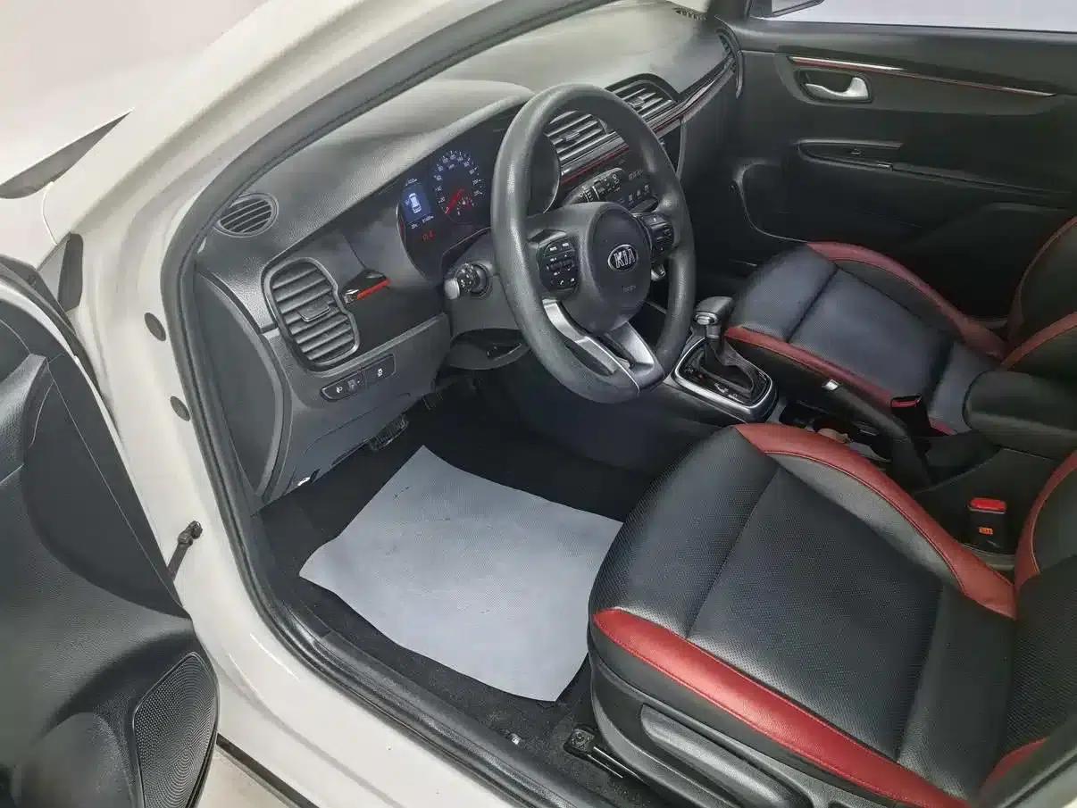 2017 KX CROSS 1.4L AT GLS — миниатюра 13