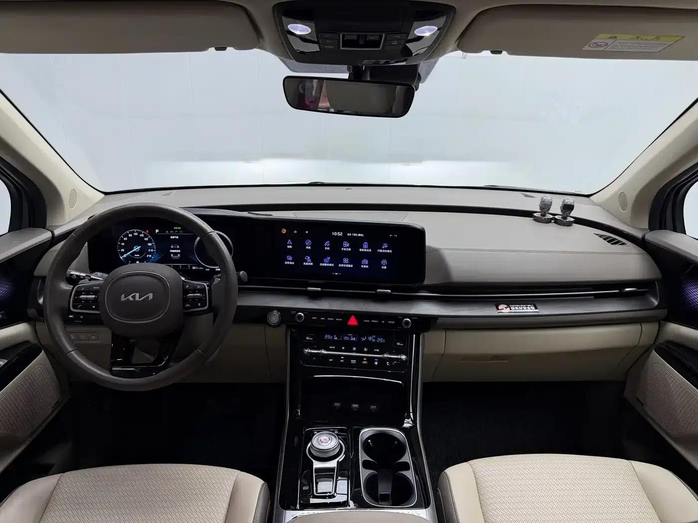 Carnival 2021 2.0T Flagship Edition — миниатюра 20