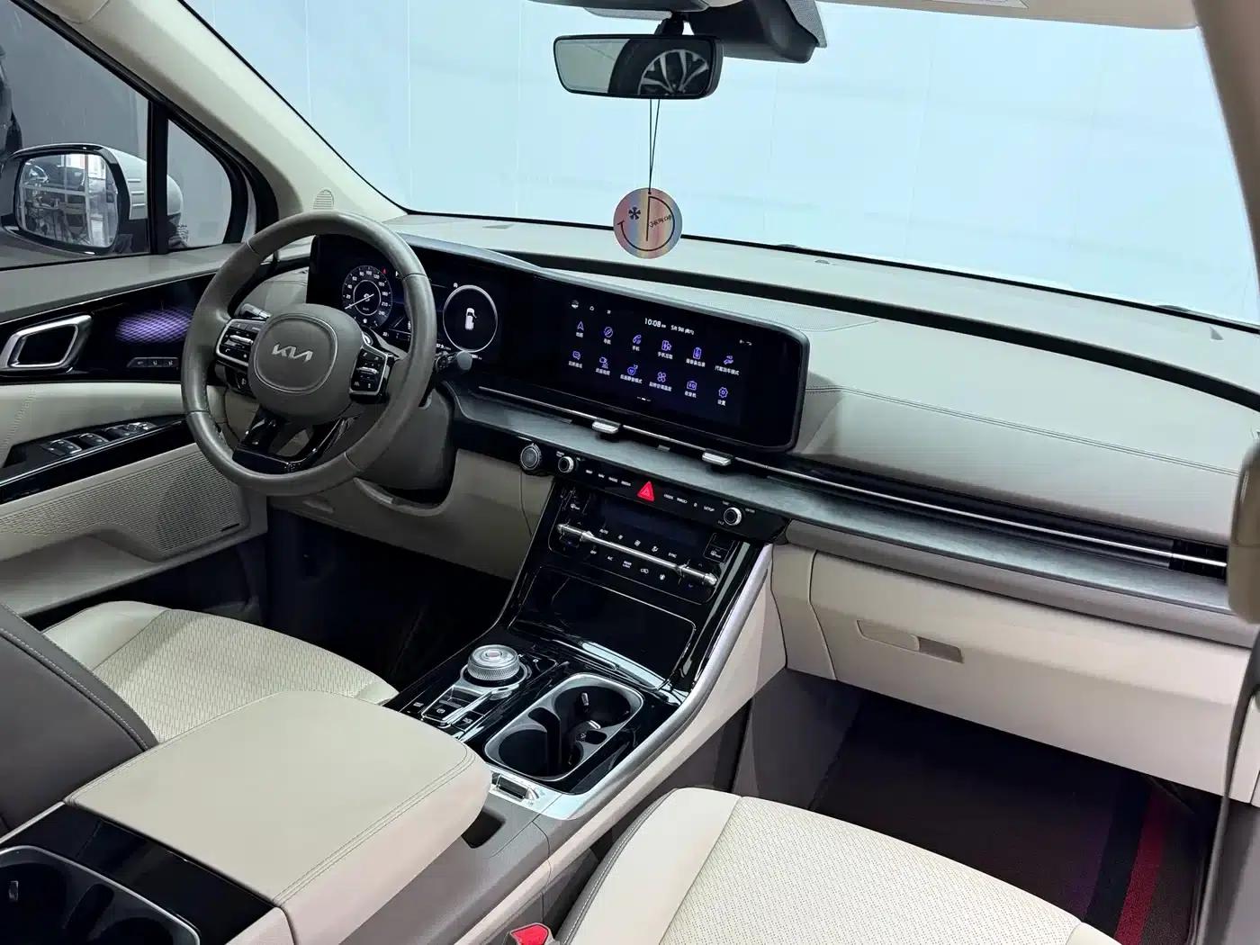 Carnival 2021 2.0T Flagship Edition — миниатюра 21