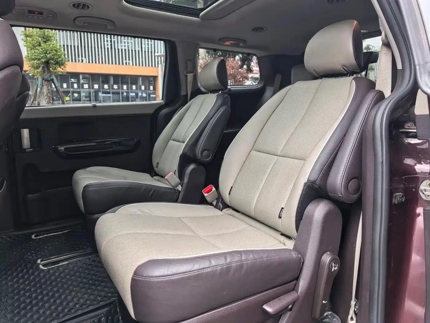 Carnival Imported 2015 3.3GDI Flagship Edition (National V Emission Standard) — миниатюра 15