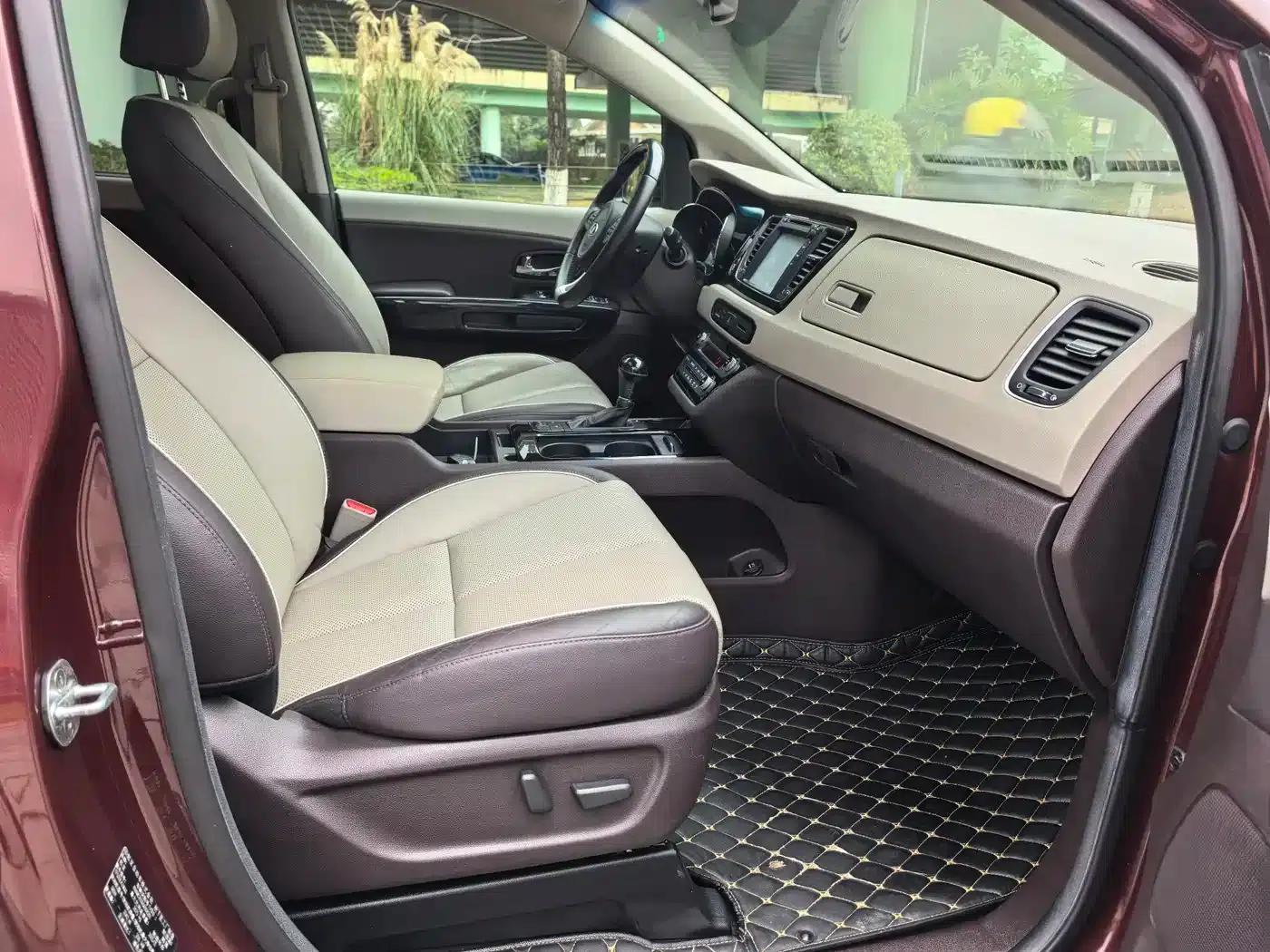 Carnival Imported 2015 3.3GDI Flagship Edition (National V Emission Standard) — миниатюра 8