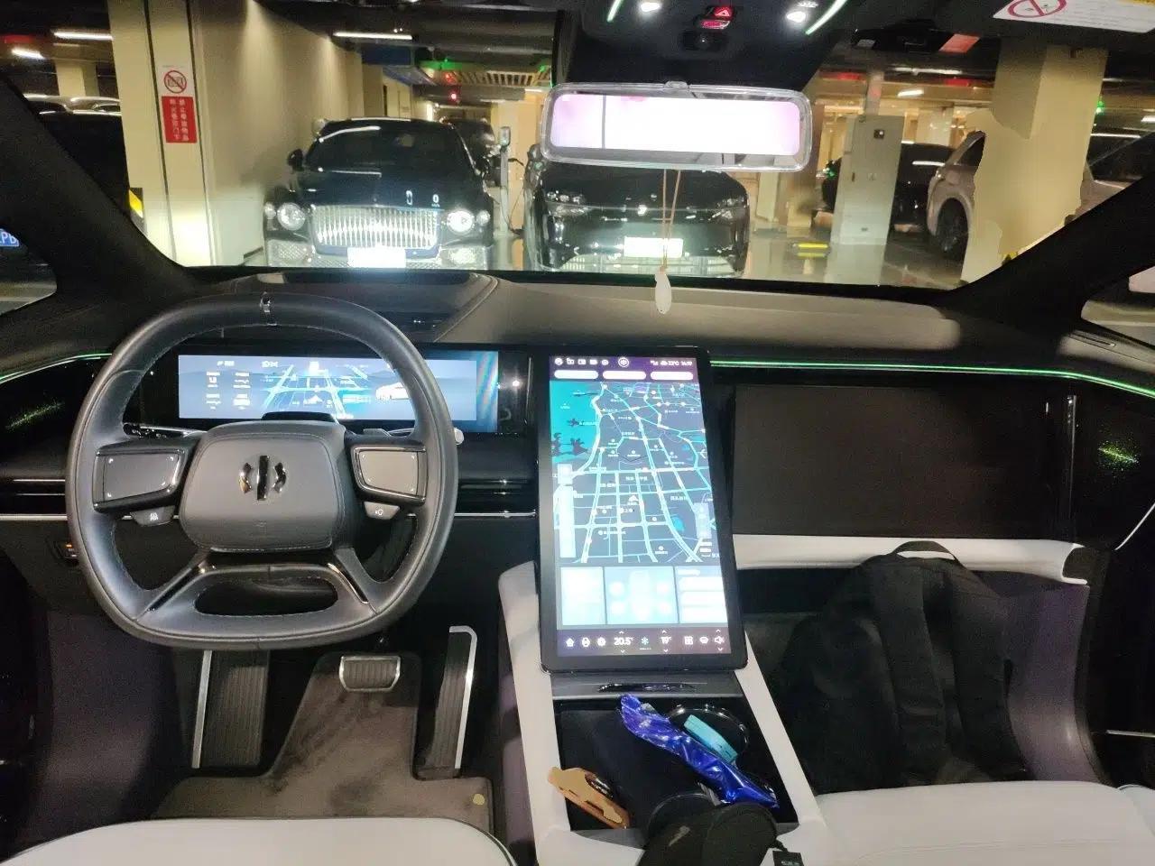HiPhi X 2021 Luxury Edition 6-Seater — миниатюра 9