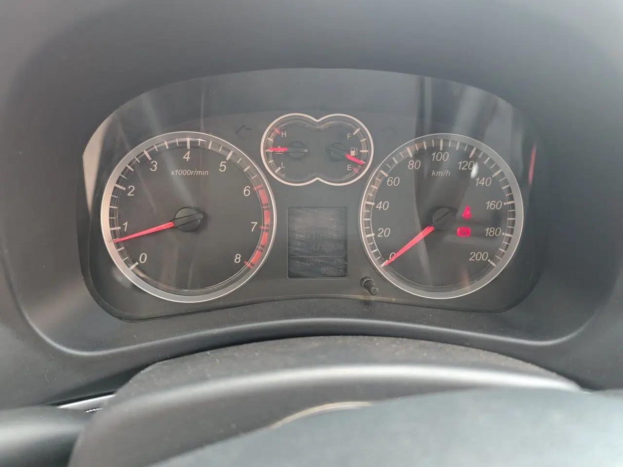 Haval H5 Classic 2013 Zhizun Edition 2.0T Manual 4x4 Elite Model — миниатюра 11