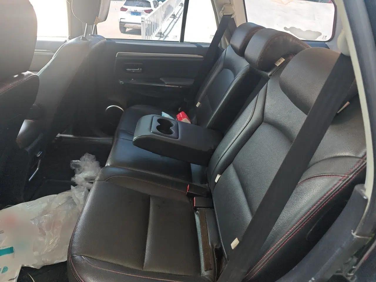 Haval H5 Classic 2013 Zhizun Edition 2.0T Manual 4x4 Elite Model — миниатюра 17