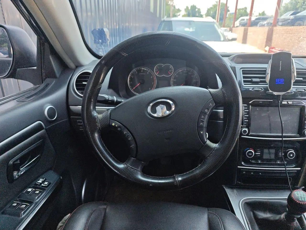 Haval H5 Classic 2013 Zhizun Edition 2.0T Manual 4x4 Elite Model — миниатюра 10
