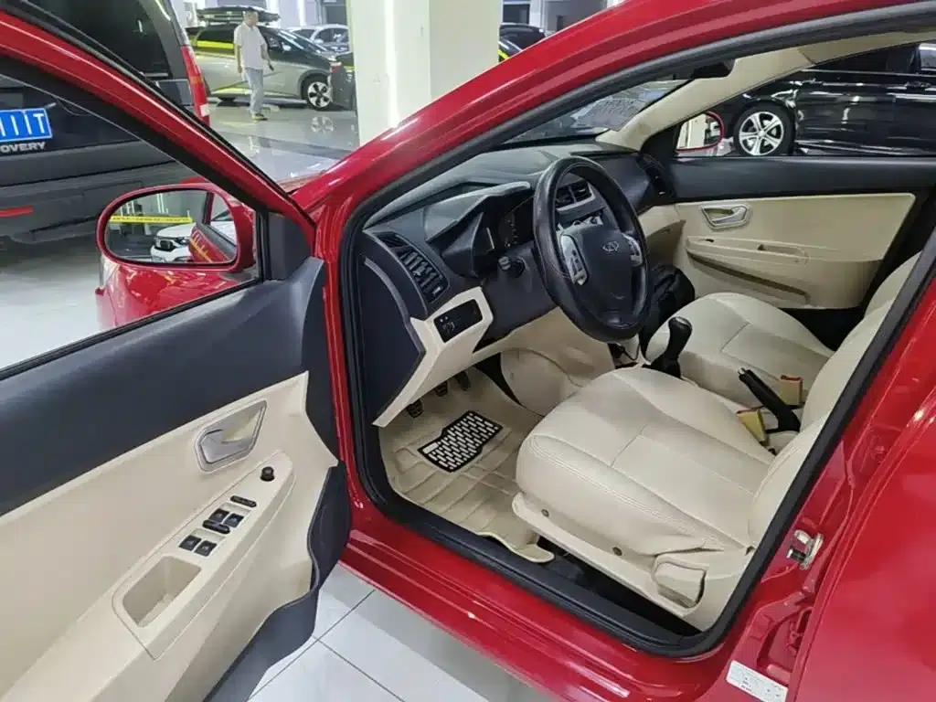 Fengyun 2 2015 1.5L Manual Elite Edition — миниатюра 16