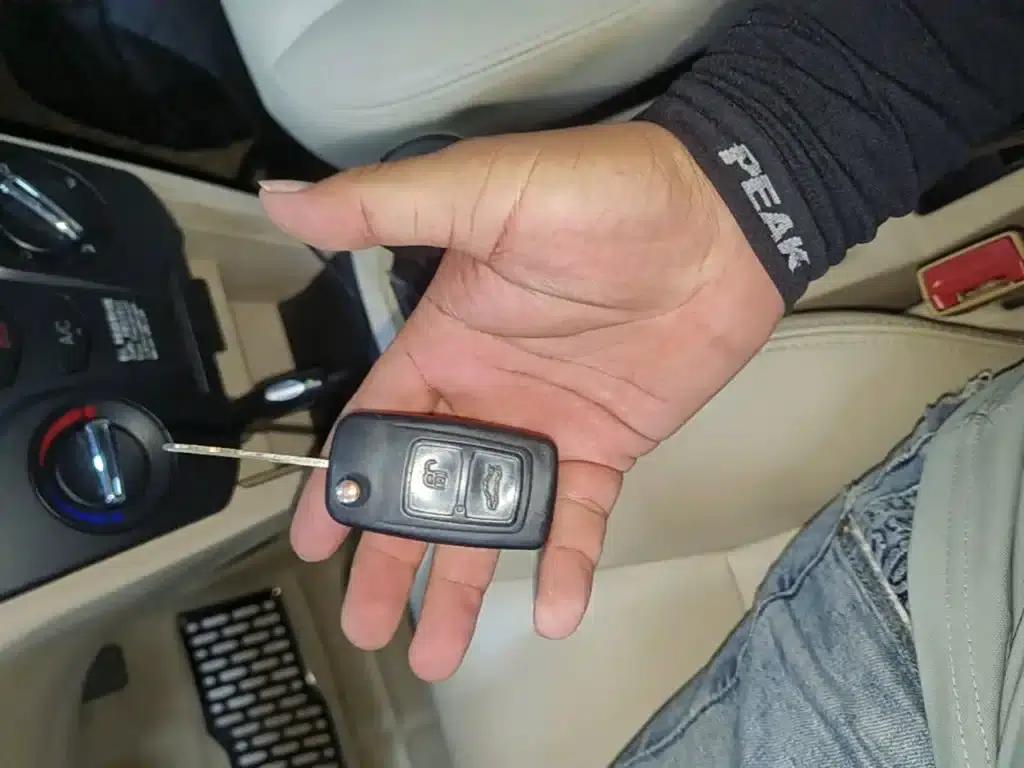 Fengyun 2 2015 1.5L Manual Elite Edition — миниатюра 9
