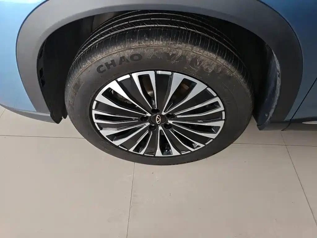 Chery Tiggo 8 PLUS C-DM 2025 1.5T 116km/h Premium 5-seater — миниатюра 23