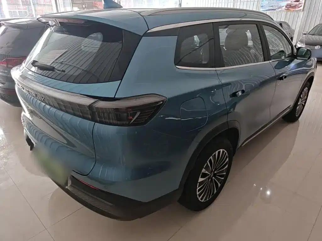 Chery Tiggo 8 PLUS C-DM 2025 1.5T 116km/h Premium 5-seater — миниатюра 7