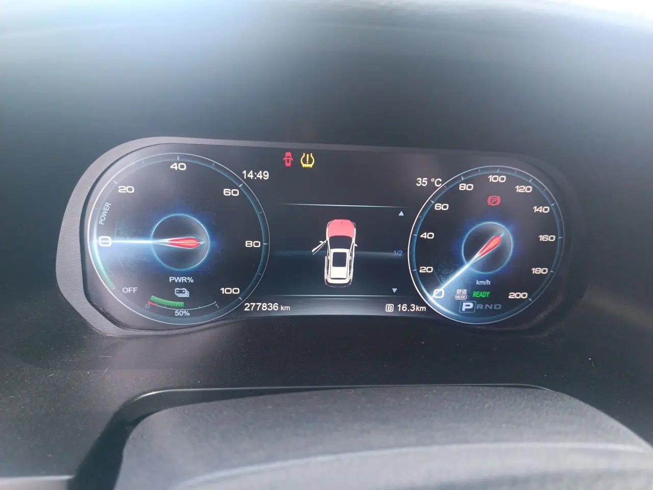 Hongqi E-HS3 2019 Zhilian Qiyue Two-Wheel Drive Version — миниатюра 11