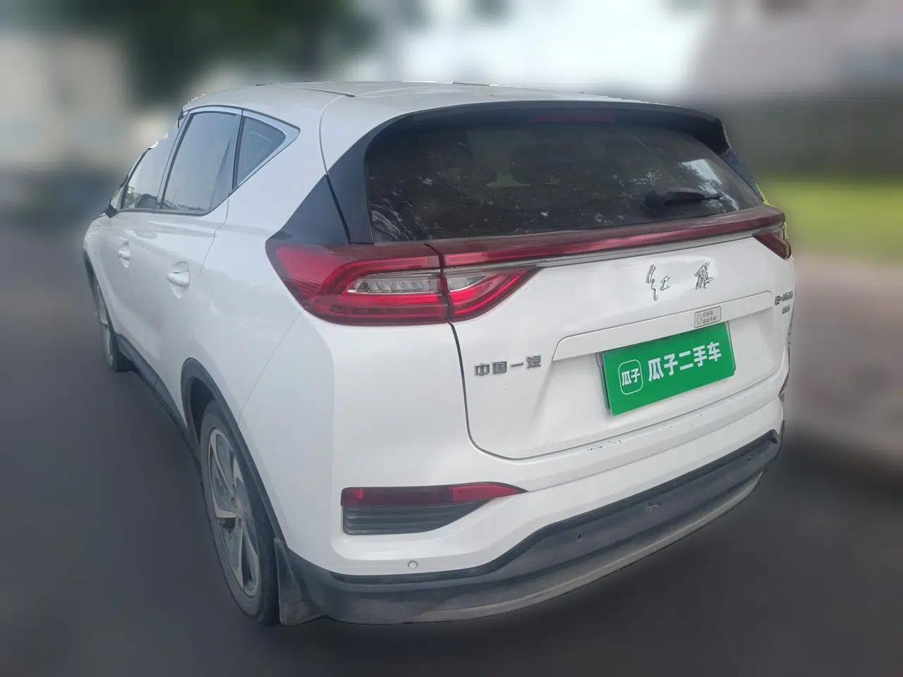 Hongqi E-HS3 2019 Zhilian Qiyue Two-Wheel Drive Version — миниатюра 4