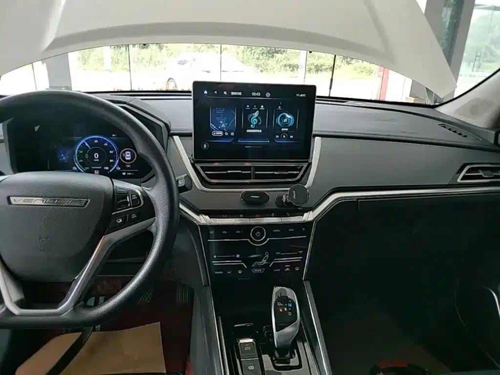 Venucia T60EV 2020 AI Enjoyment Edition — миниатюра 13