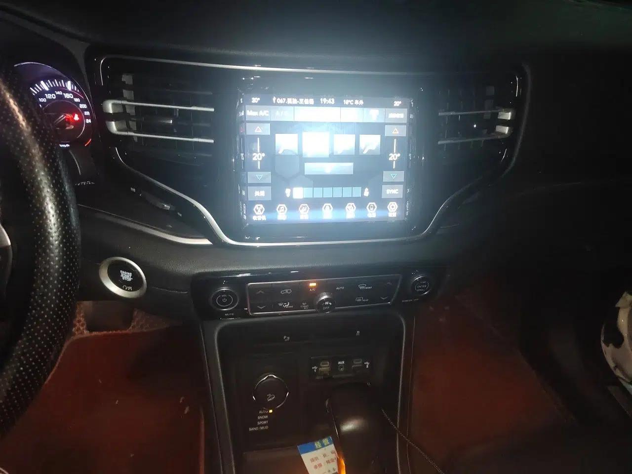 Jeep Grand Commander 2018 2.0T Four-Wheel Drive Enjoyment Version China V — миниатюра 13