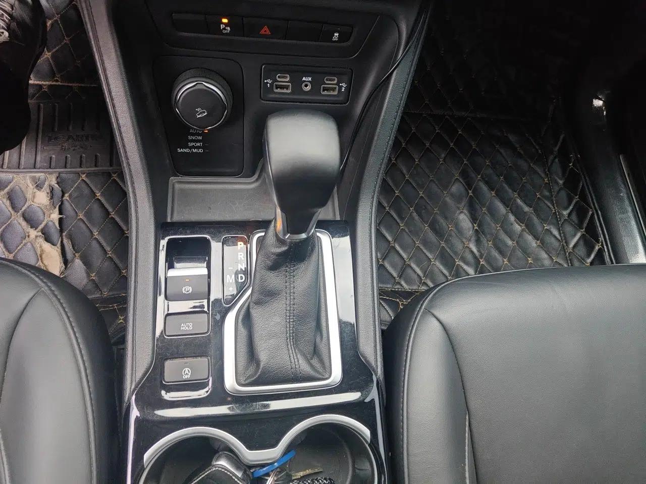 Jeep Grand Commander 2018 2.0T Four-Wheel Drive Enjoyment Version China V — миниатюра 14