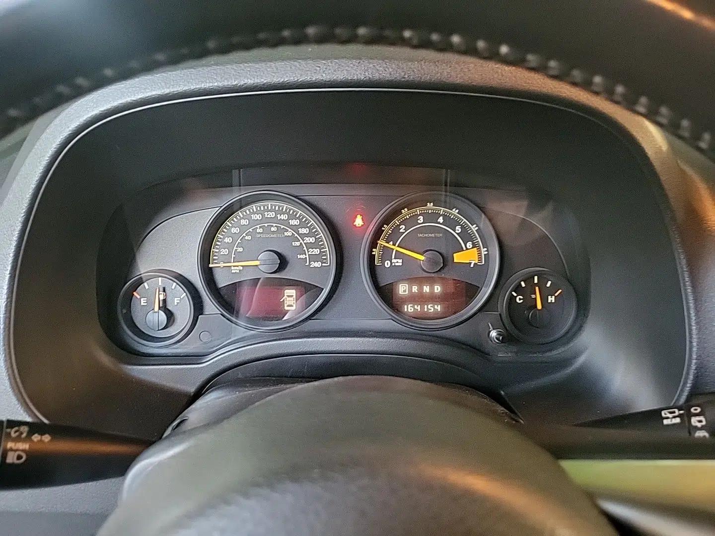 Jeep Patriot 2014 2.4L Serpentine Collection Edition — миниатюра 11