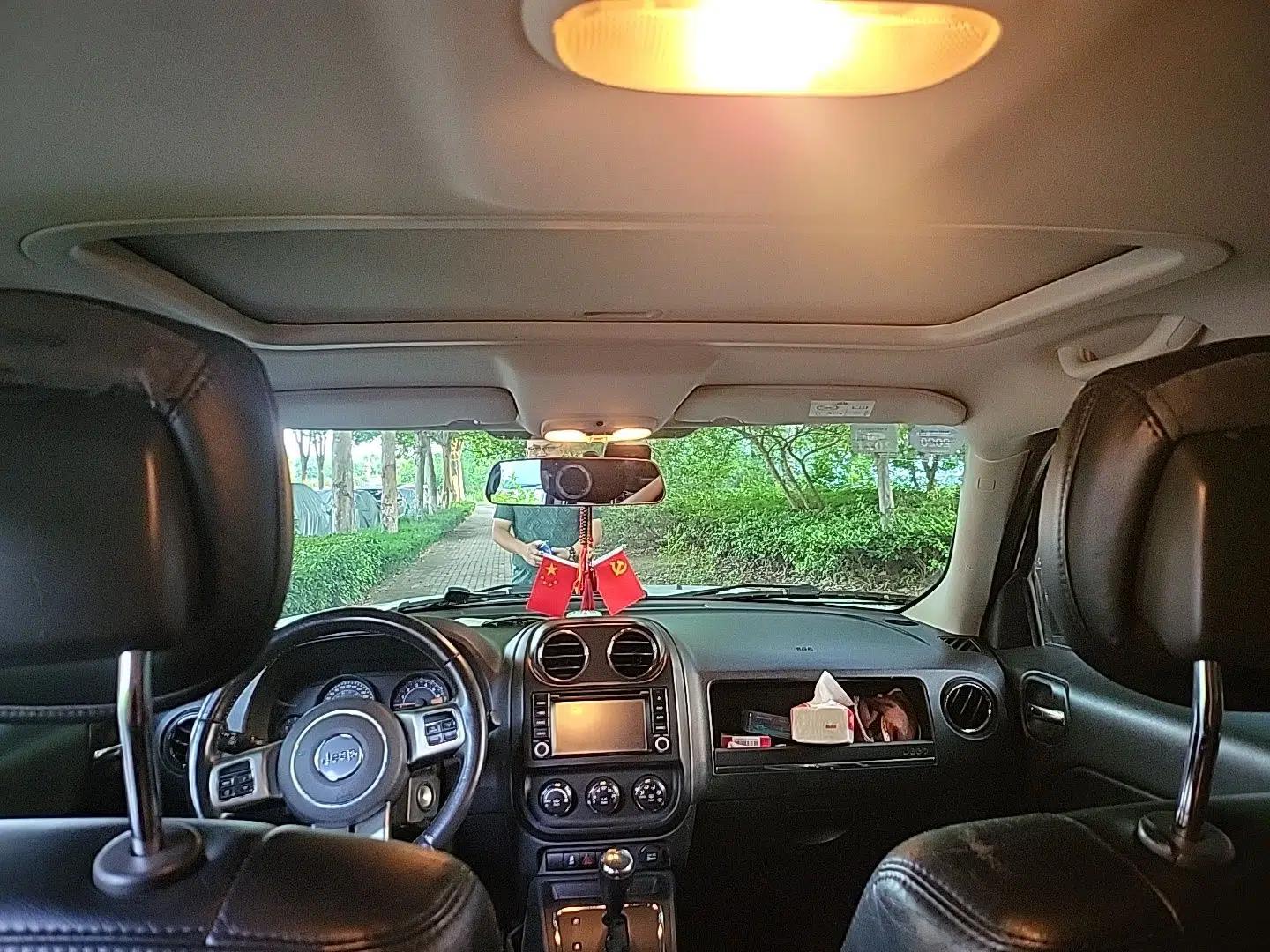 Jeep Patriot 2014 2.4L Serpentine Collection Edition — миниатюра 18