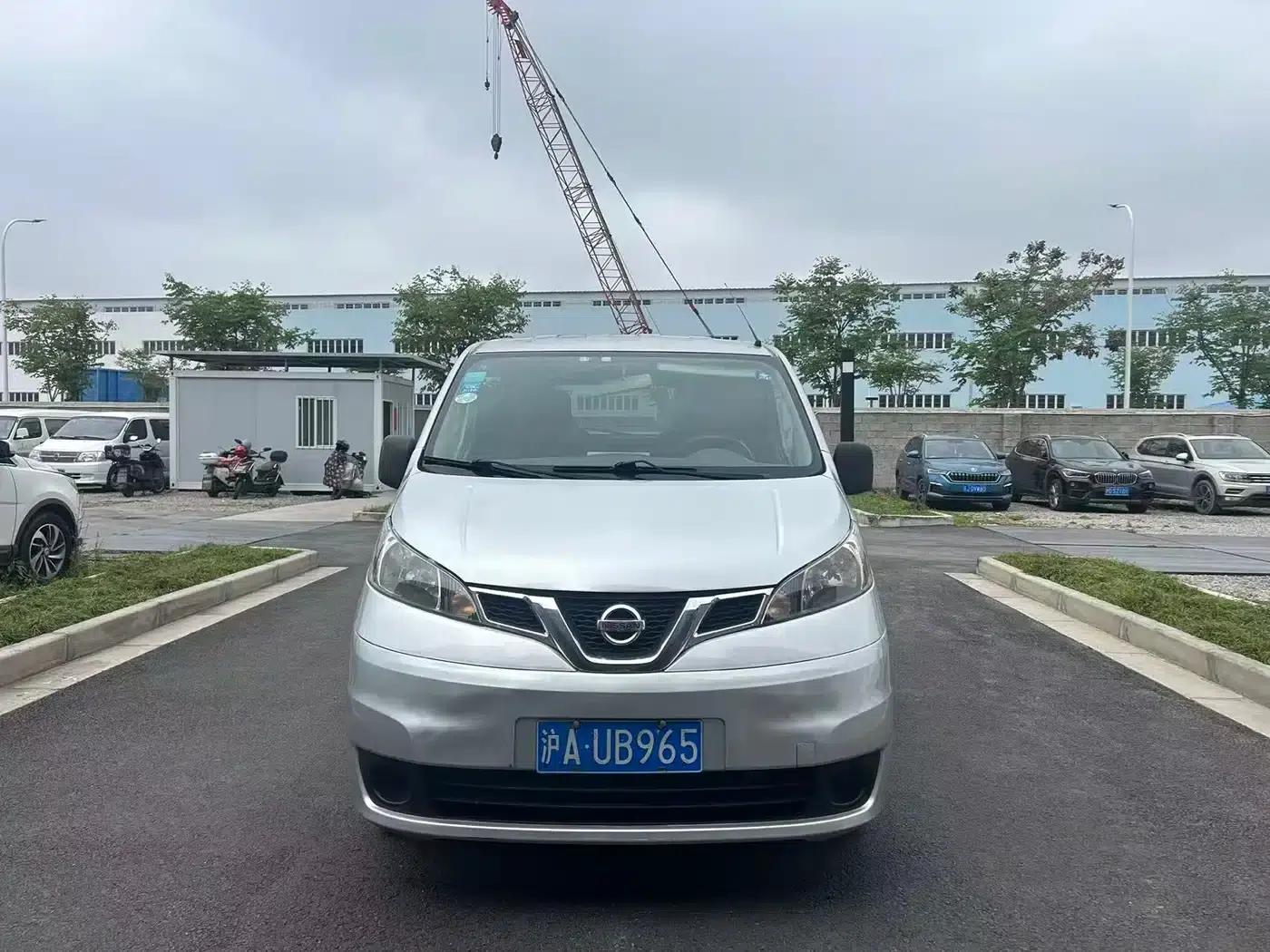 Nissan NV200 2014 1.6L Manual Deluxe (National V Emission Standard) — миниатюра 1
