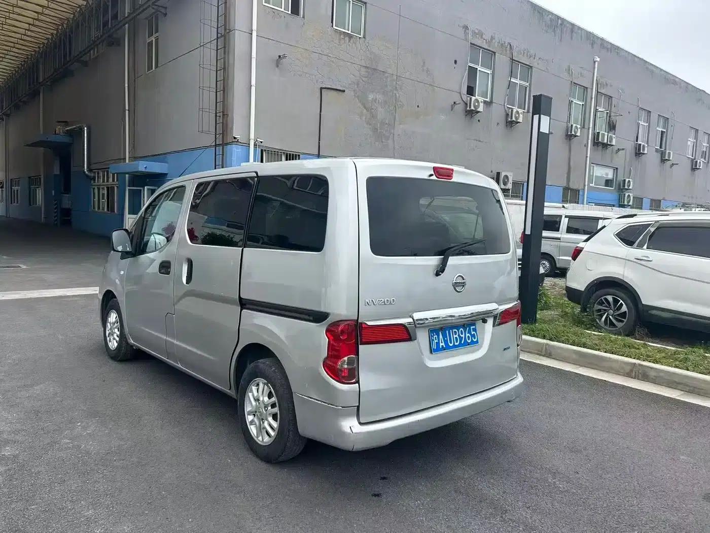 Nissan NV200 2014 1.6L Manual Deluxe (National V Emission Standard) — миниатюра 13