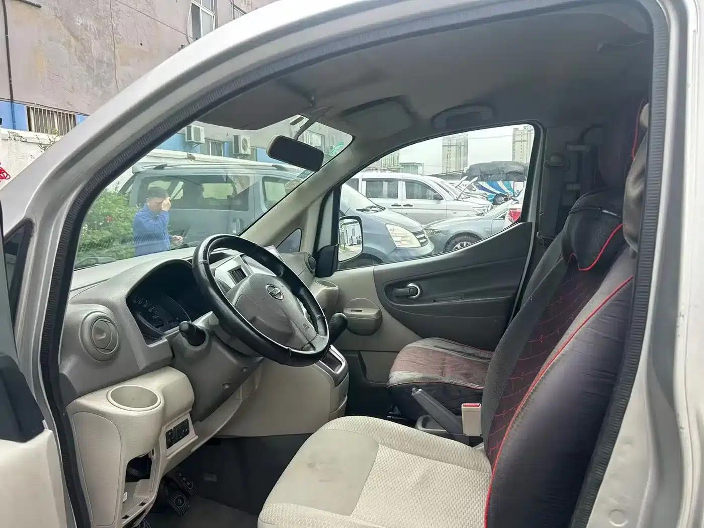 Nissan NV200 2014 1.6L Manual Deluxe (National V Emission Standard) — миниатюра 6