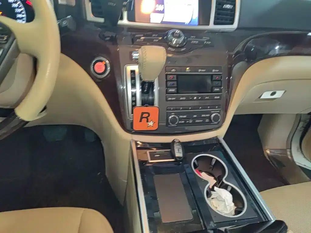 Quest 2015 3.5L SL — миниатюра 14