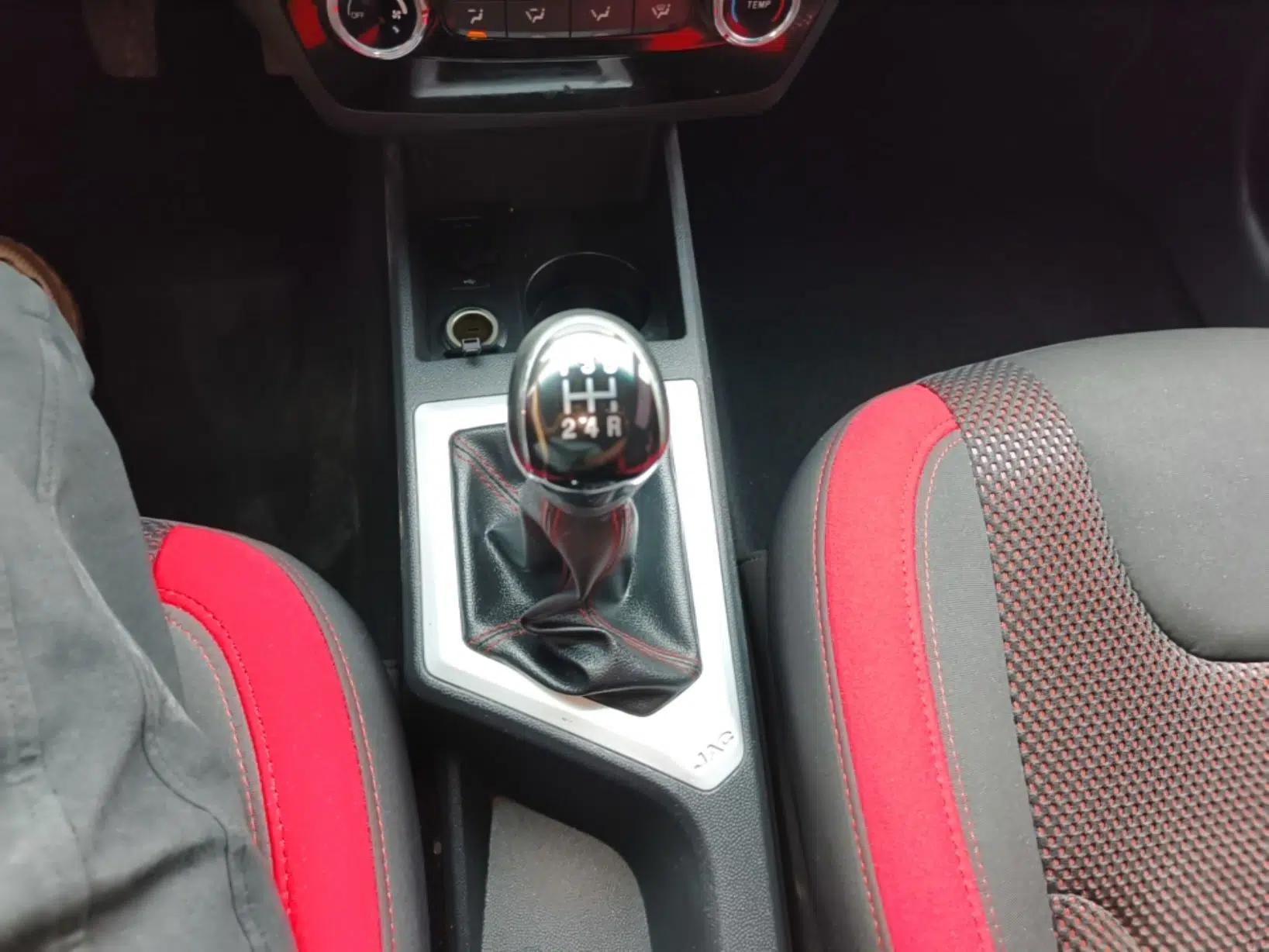 JAC Group Refine S2 2017 1.5L Manual Luxury Model — миниатюра 16