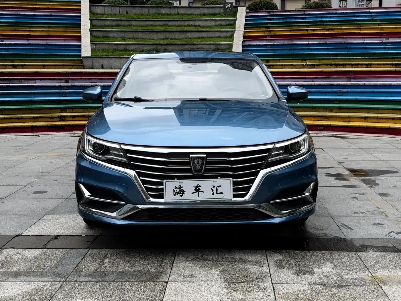 Roewe i6 New Energy 2017 45T Hybrid Connected Smart Edition — миниатюра 2