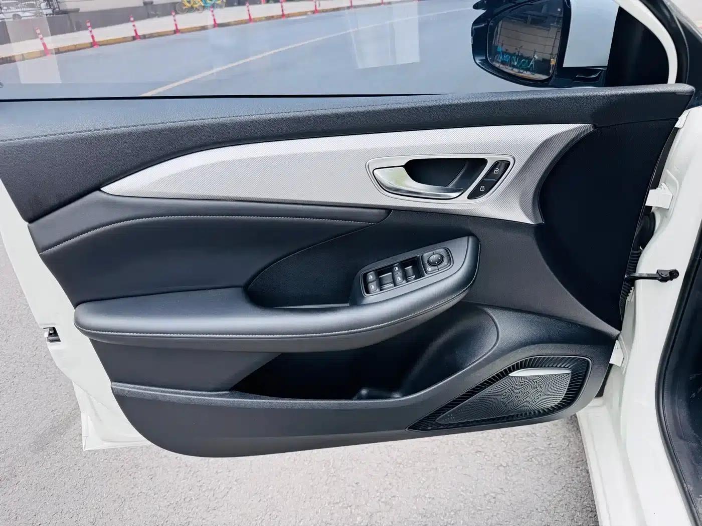 Feifan ER6 2021 New Dynamic Edition 620km Smart Edition — миниатюра 8