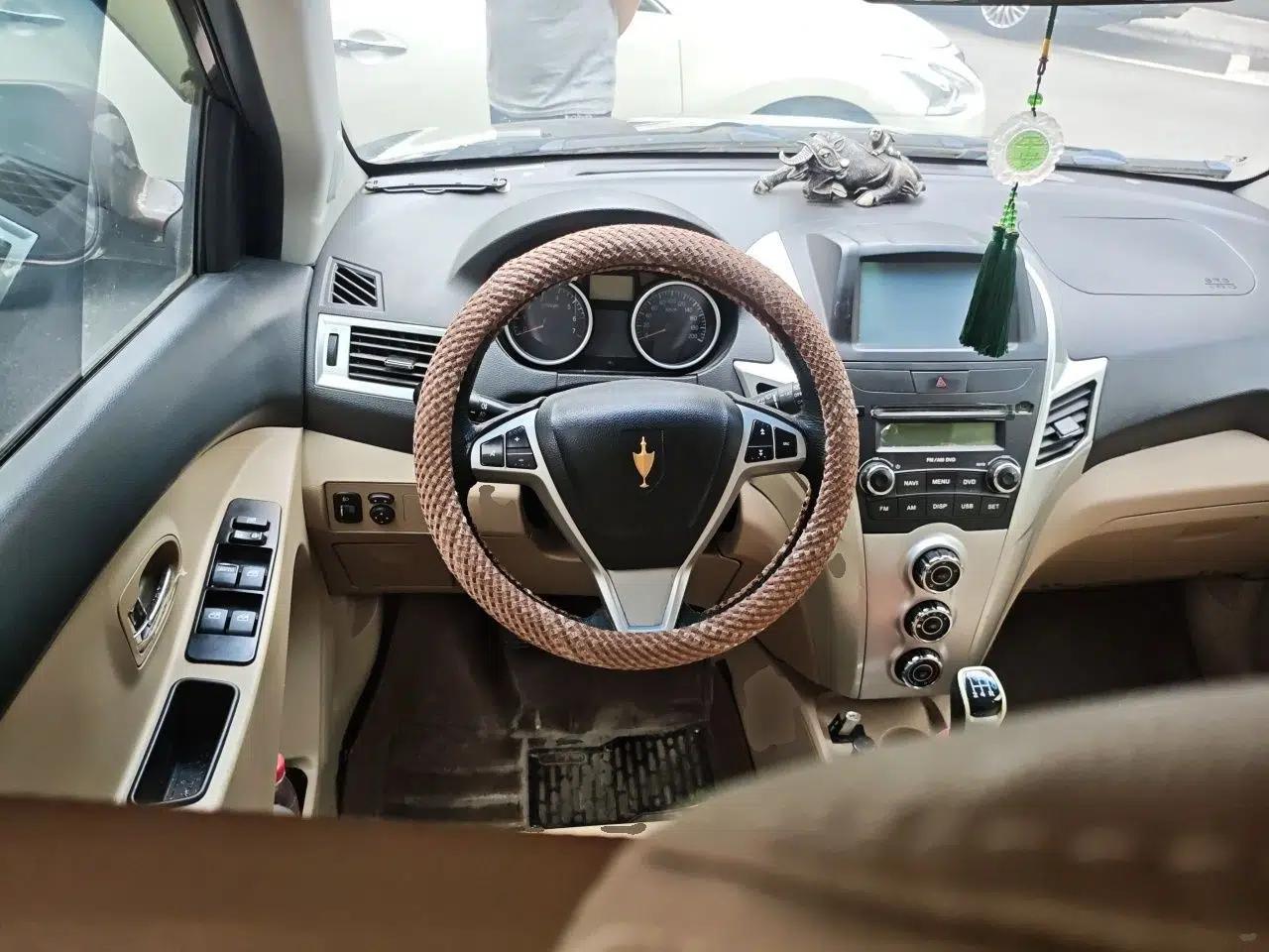 Jinbei Zhishang S30 2015 1.5L Manual Elite Model — миниатюра 10