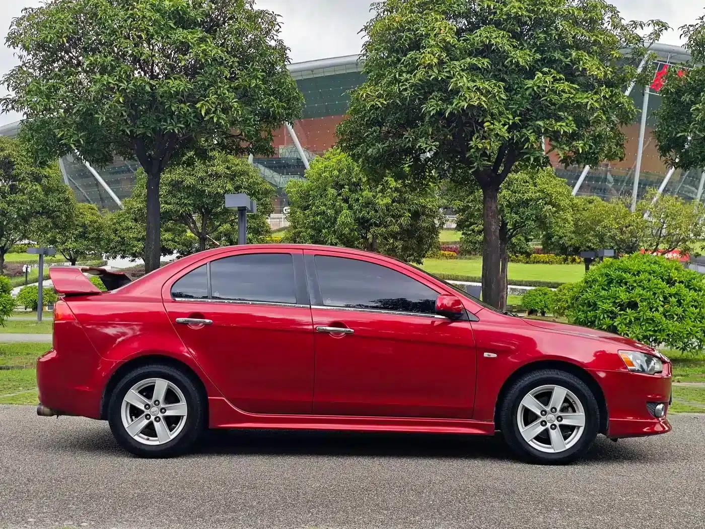 Lancer EX 2011 Luxury Edition 1.8L CVT Limited Edition — миниатюра 6
