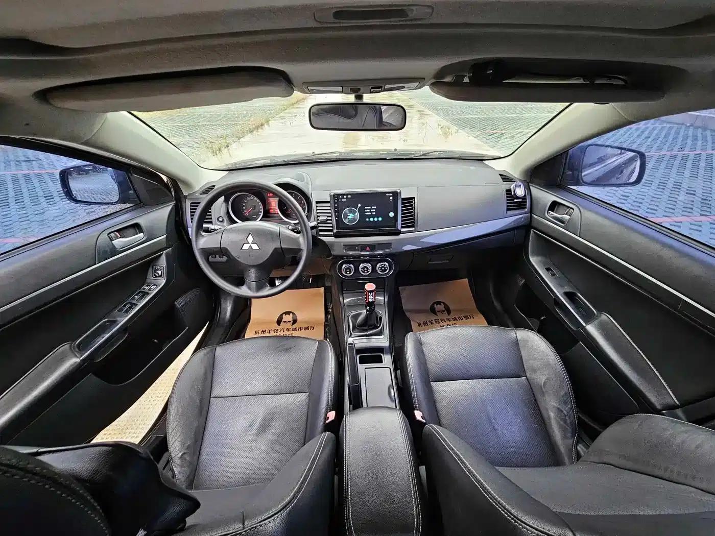 Lancer EX 2012 Luxury Edition 1.8L Manual — миниатюра 11