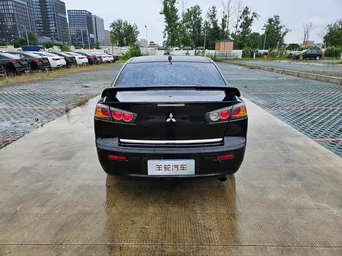 Lancer EX 2012 Luxury Edition 1.8L Manual — миниатюра 6