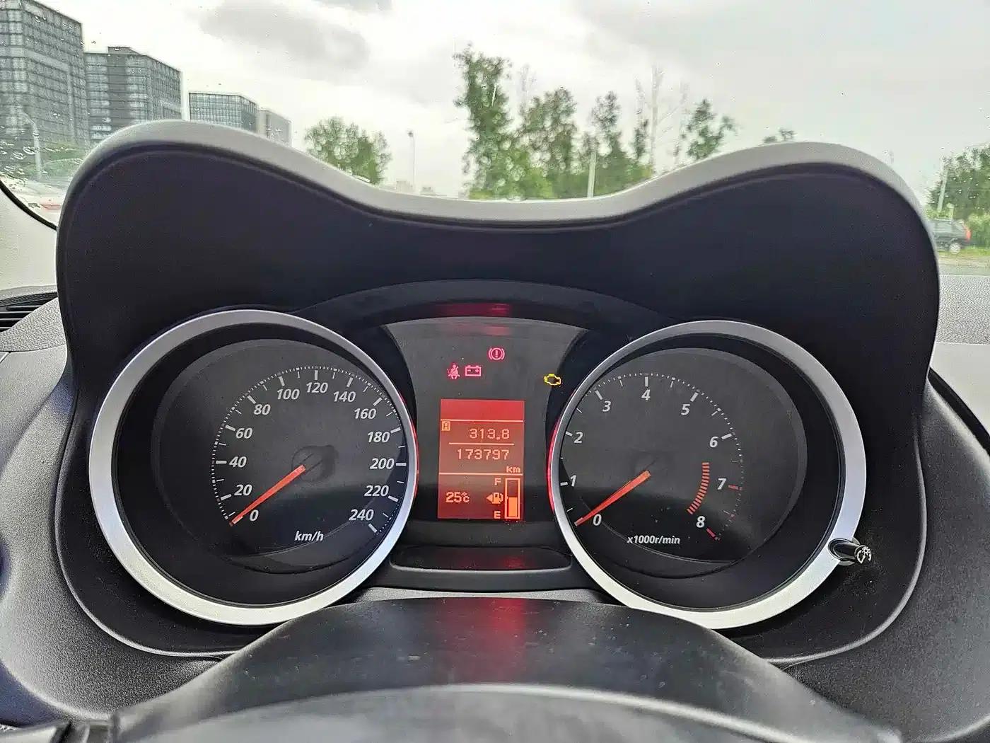 Lancer EX 2012 Luxury Edition 1.8L Manual — миниатюра 9