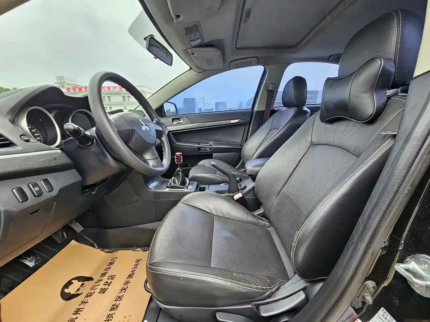 Lancer EX 2012 Luxury Edition 1.8L Manual — миниатюра 10