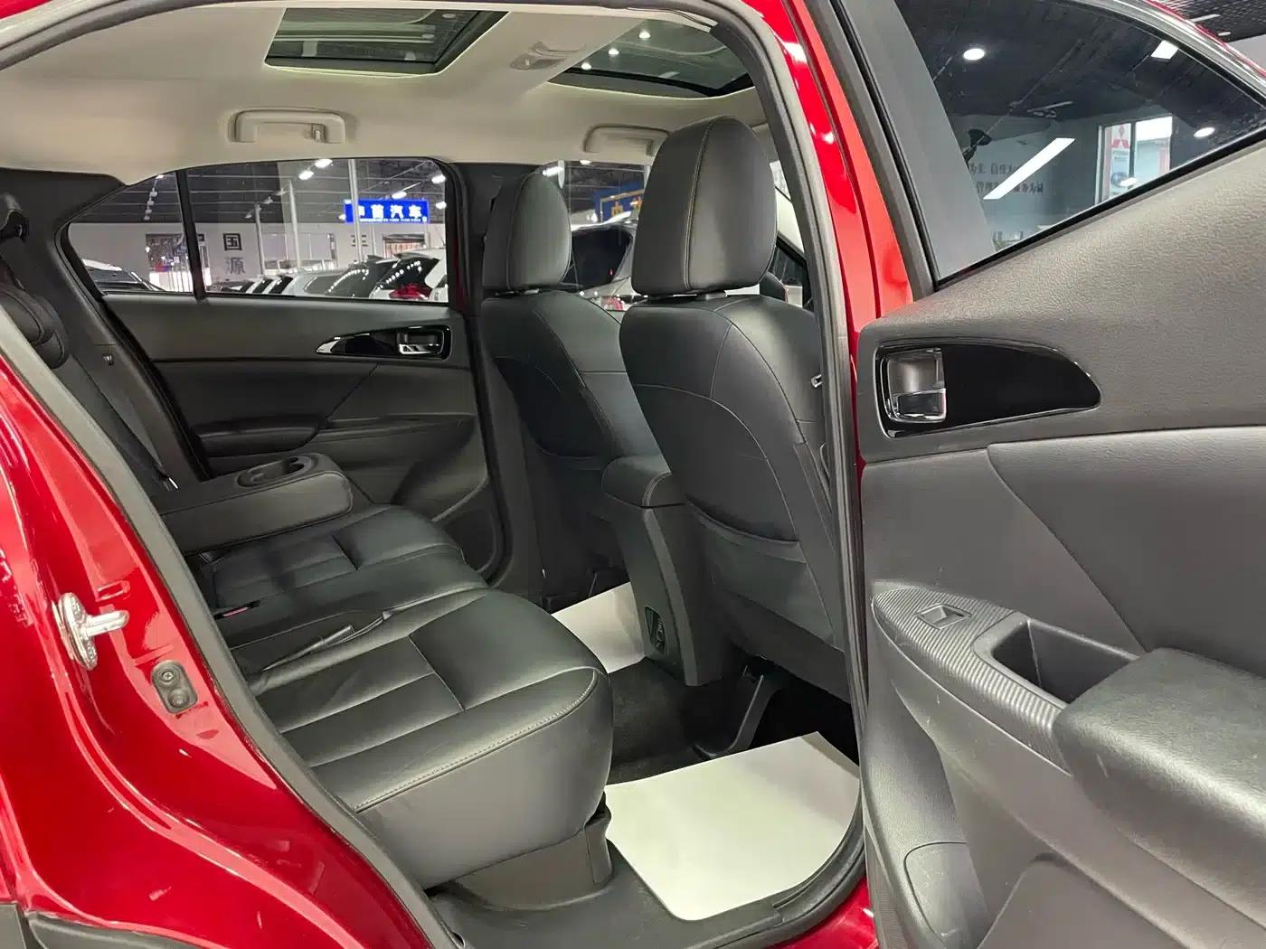 Eclipse Cross 2019 1.5T CVT 2WD Dream Edition (China VI Emission Standard) — миниатюра 17
