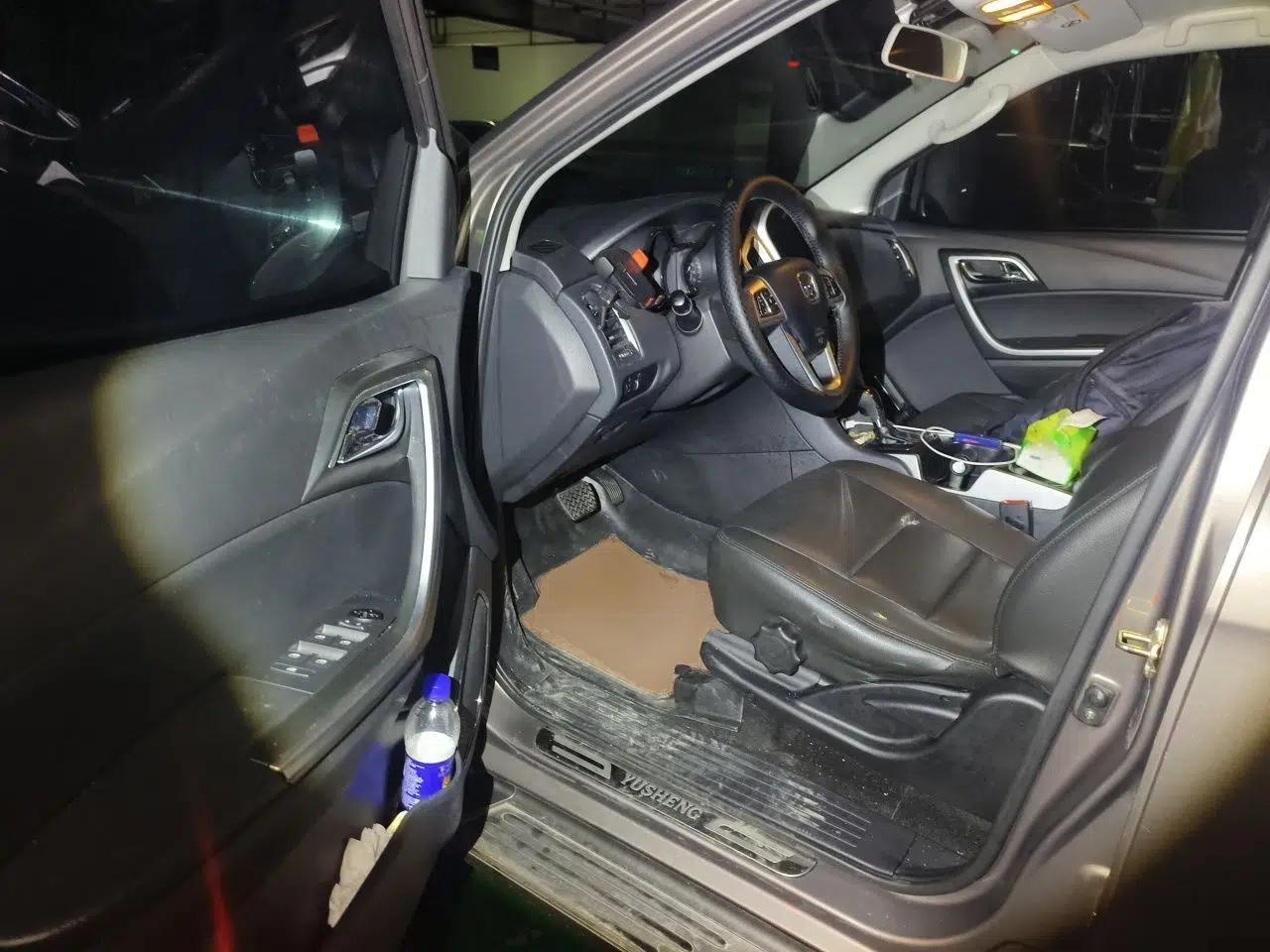JMC Yusheng S350 2013 2.4T Automatic 2WD Diesel Luxury Edition 5 Seats — миниатюра 16