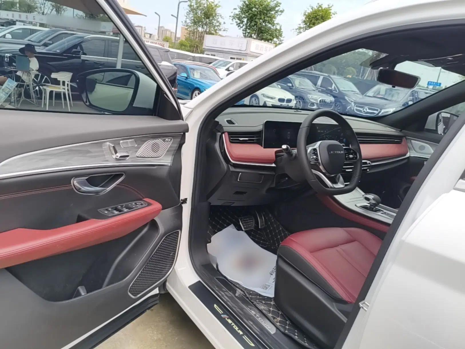 JETOUR X70 PRO 2023 1.6T DCT Enjoy PRO 7-Seater — миниатюра 23