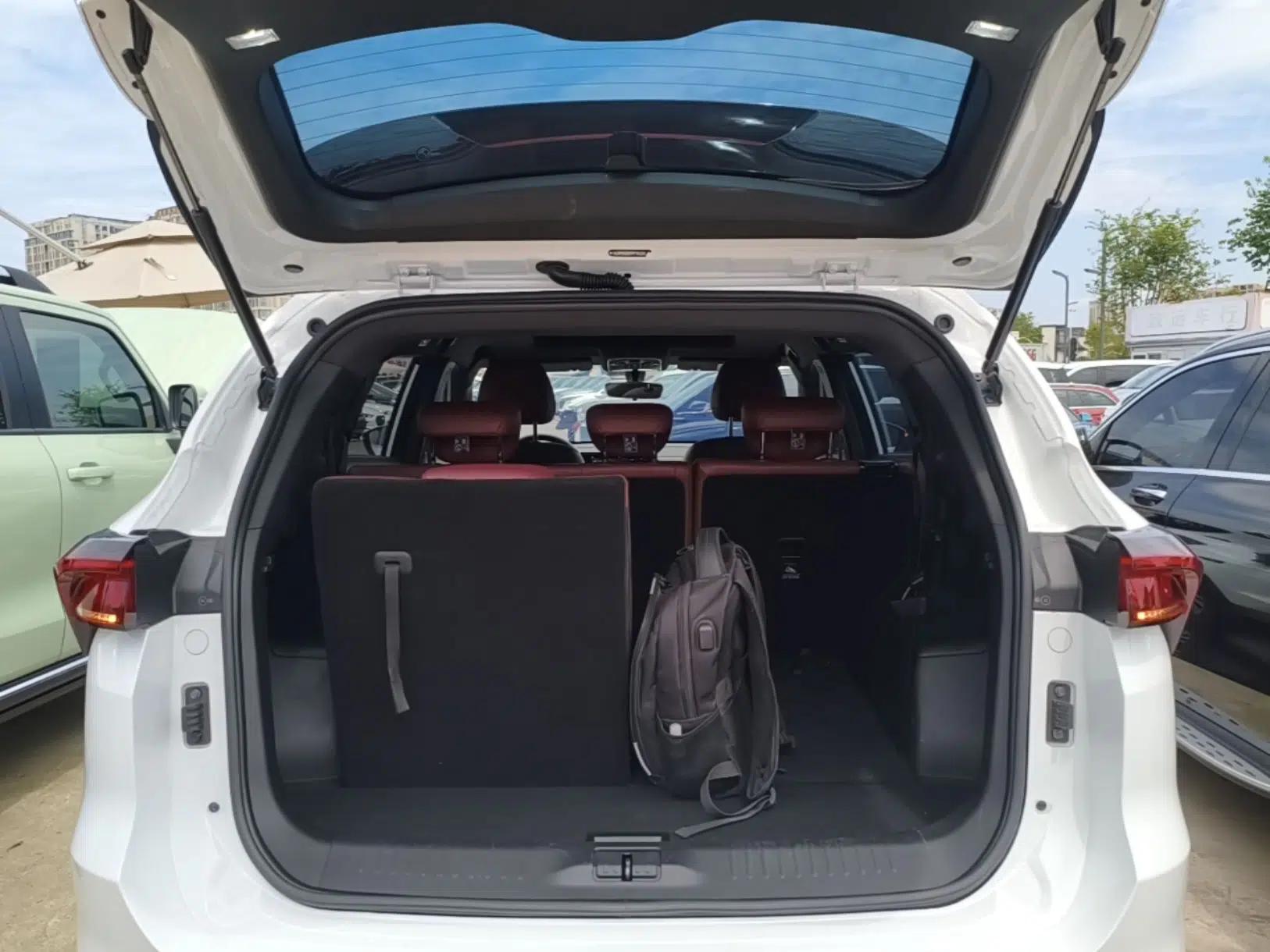 JETOUR X70 PRO 2023 1.6T DCT Enjoy PRO 7-Seater — миниатюра 27