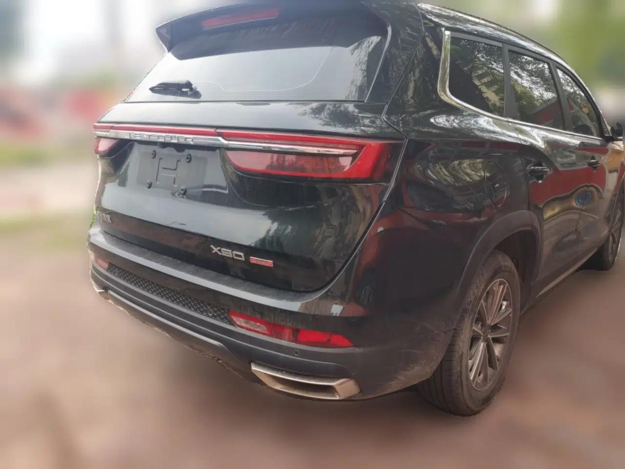JETOUR X70 PRO 2023 1.6T Manual Enjoyment Model 5 Seats — миниатюра 6