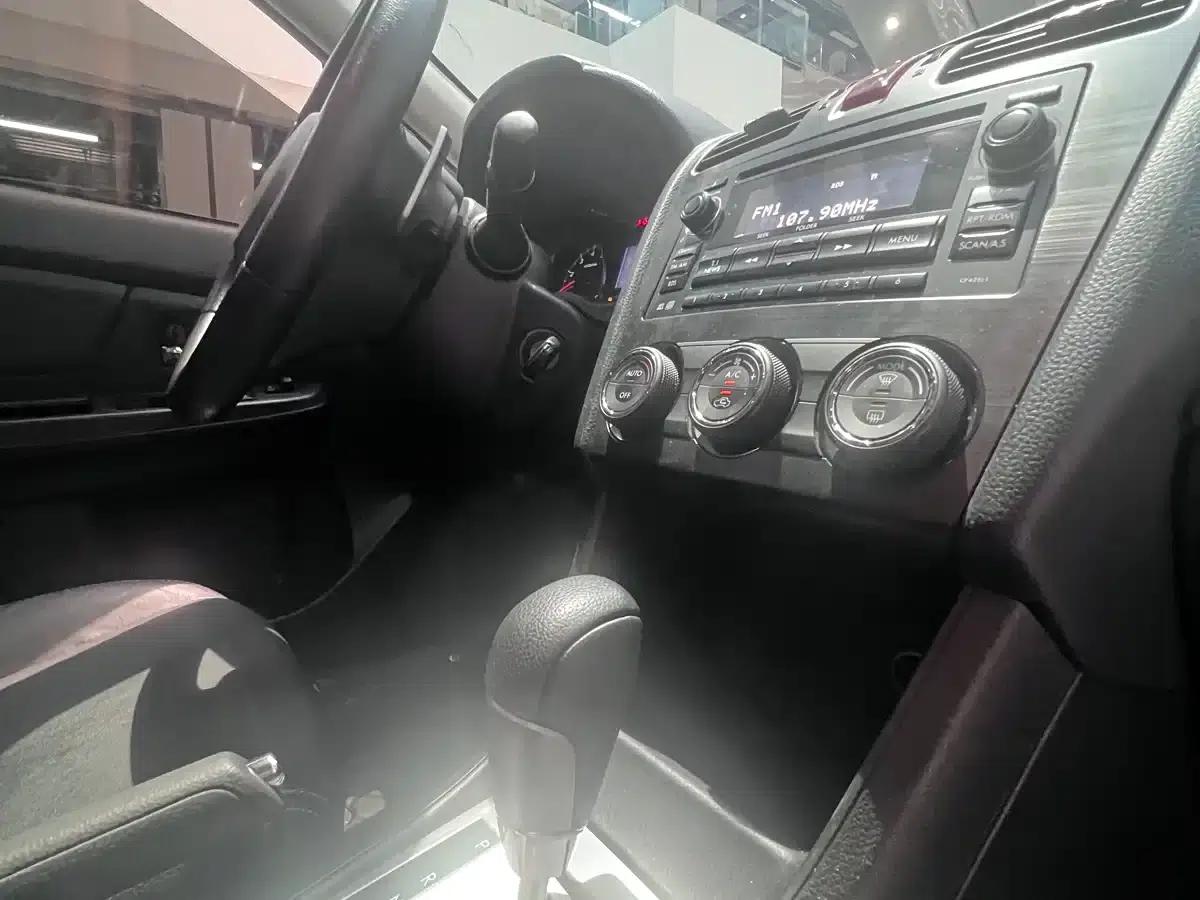 Subaru XV 2012 2.0i Luxury Edition — миниатюра 14