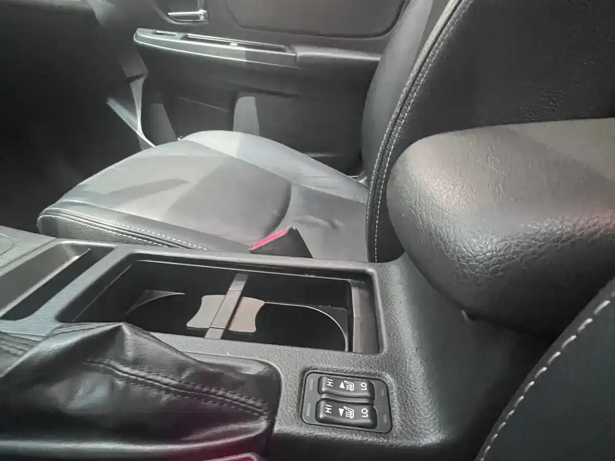 Subaru XV 2012 2.0i Luxury Edition — миниатюра 16