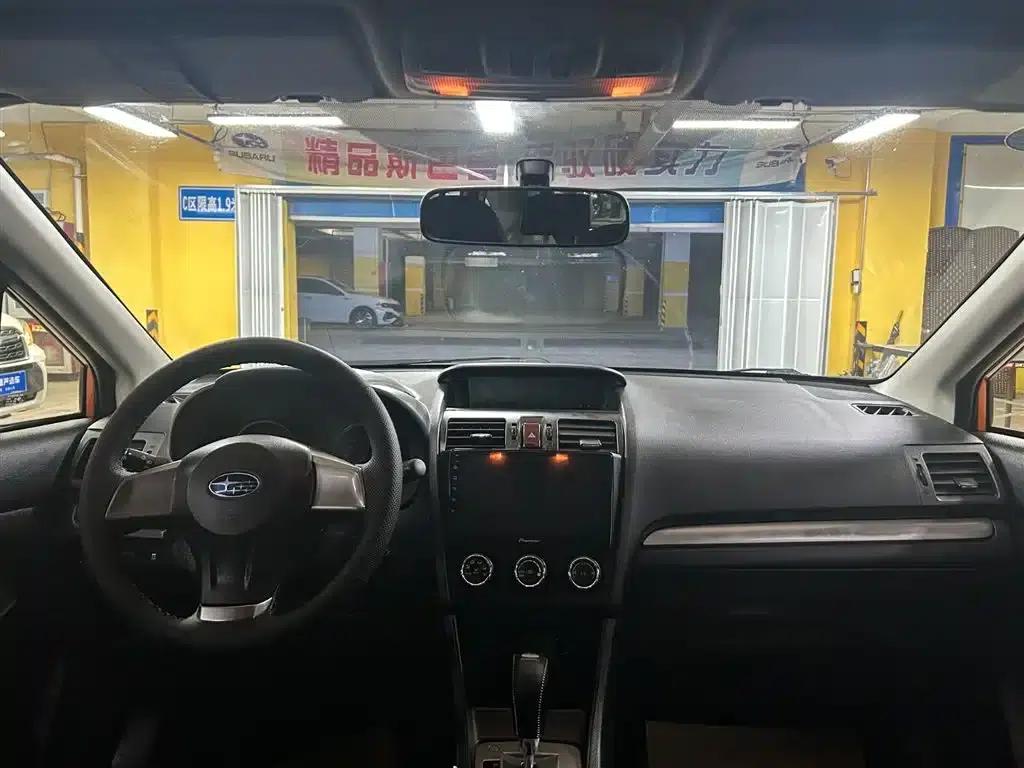 Subaru XV 2014 2.0i Comfort Edition — миниатюра 12